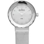 Compass-Timepieces-Glamorous-Touch