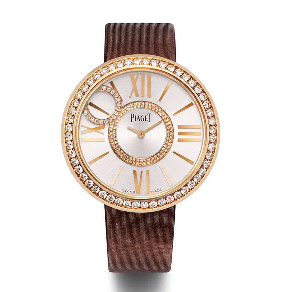 LuxeTime Watch