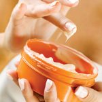Giuffrida_10709651-tub-of-creme