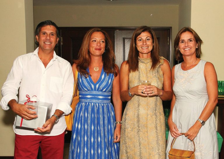 Carlo Pozzali, Ilaria Valenzuela, Iciar Oyarzun and Valentina Pozzali
