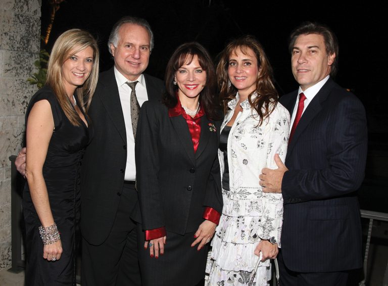 Brigitte Nachtigall, David Efron & Kathy Fernandez-Rundle with Edgardo & Ana Cristina Defortuna