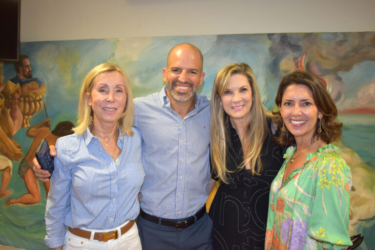 Corinne Dodd, Lucas Boccheciampe, Brigitte Nachtigall & Claudine Coto