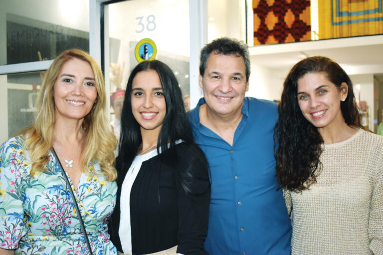Giuliana Gerdomi, Karla Garcia, Fernando Panizo & Paloma Tolmos
