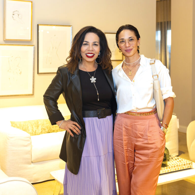 Tracy Koço & Isa Zapata