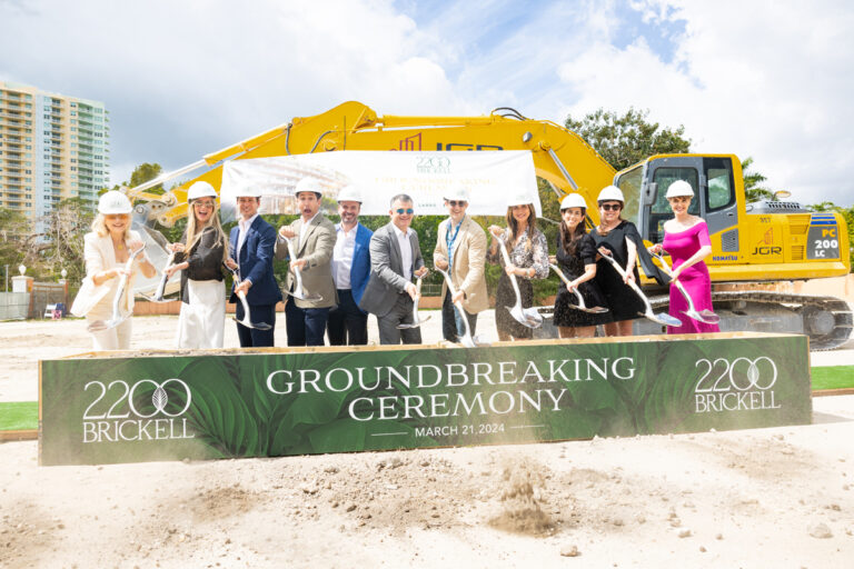 Irit Daiksel, Paula Maya, Carlos Mannarino, Nick Werner, David Arditi, Sergio Mannarino, Tim Gordon, Peggy Olin, Vivian Cepero, Cat Kohn & Agata Foley