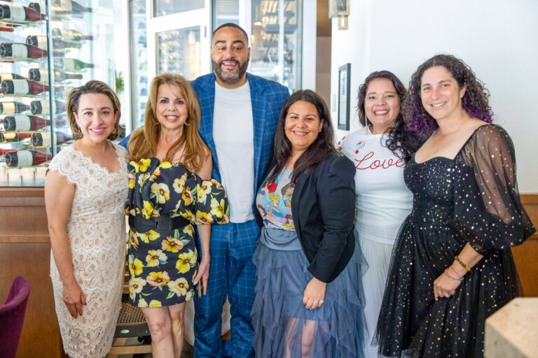 Myrna Vaca, Erbi Blanco-True, MJ Green, Adriana Oliva, Rocio Velazquez & Kadie Black