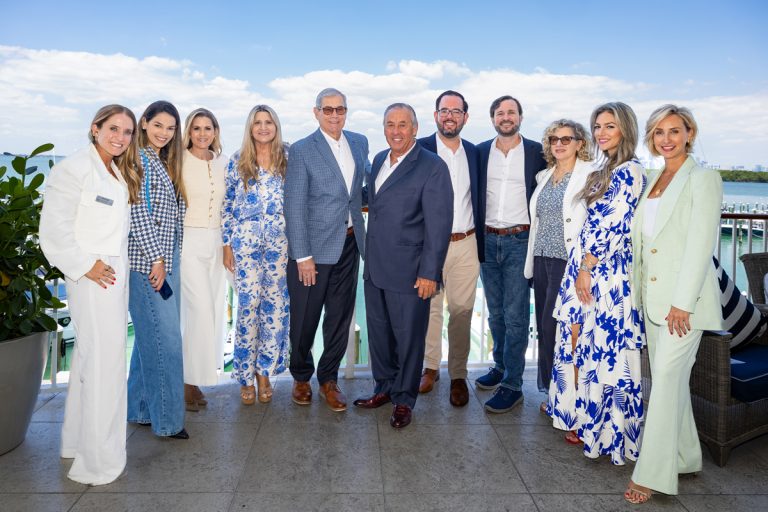 Irene Rojas, Margarita Czupryn, Irene Fernández, Vivian Galego-Mendez, Mayor Joe Rasco, Robert Duzoglou, Jason Mila, Alejandro Servalli, Tatiana Chiocchetti, Yesenia Randazzo, Morgan Duzoglou
