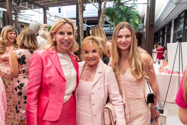 Nancy Batchelor, Swanee DiMare & Carolyn Batchelor