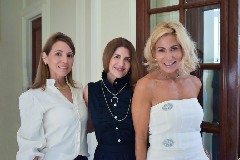 Karla Vivas, Rosa Calero & Angela Horton